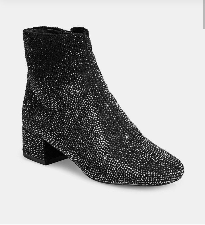 Embellished almond-Toe booties