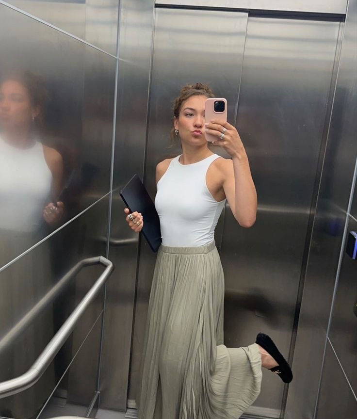 Zara green midi skirt plissé
