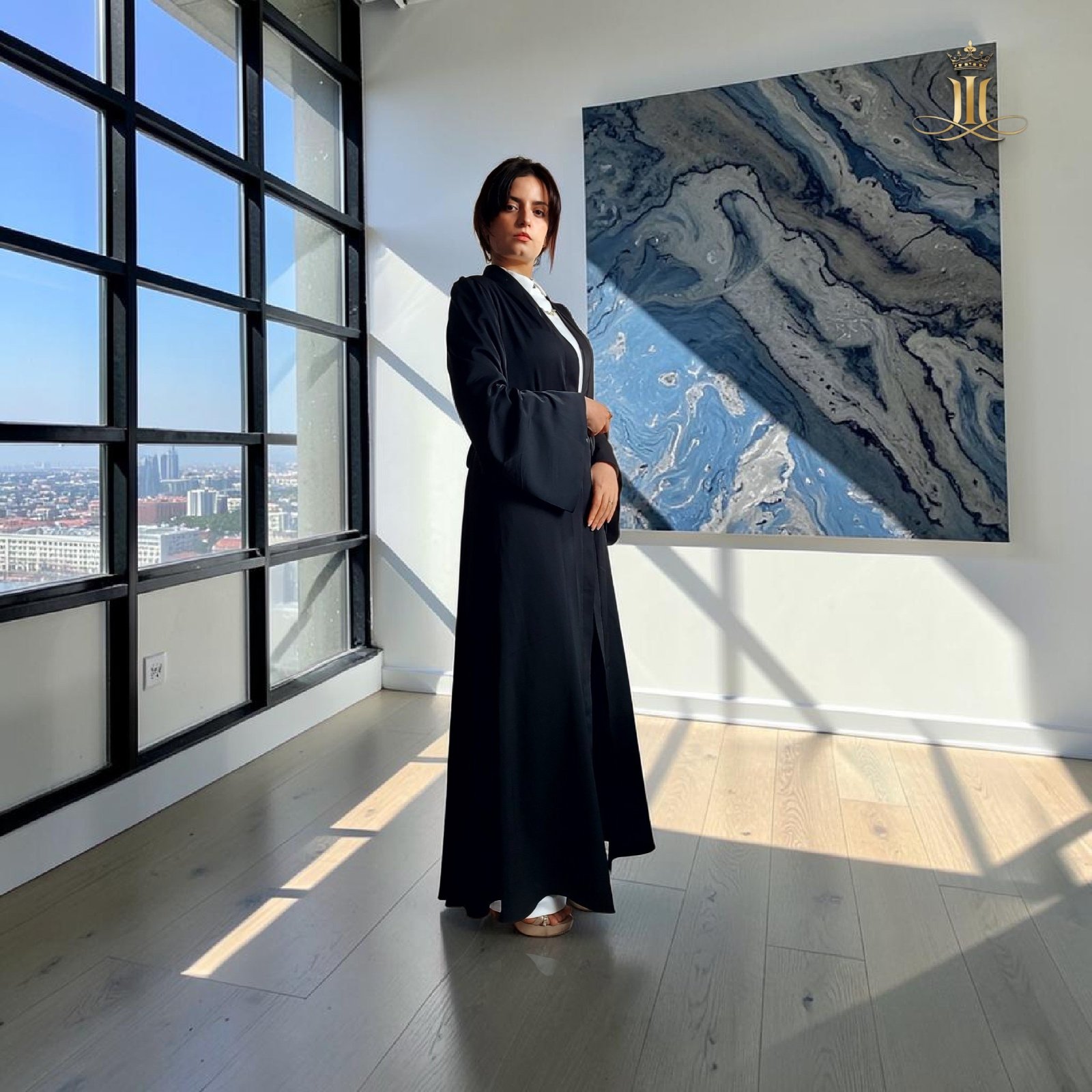 Abaya luxe de la marque LALIONE