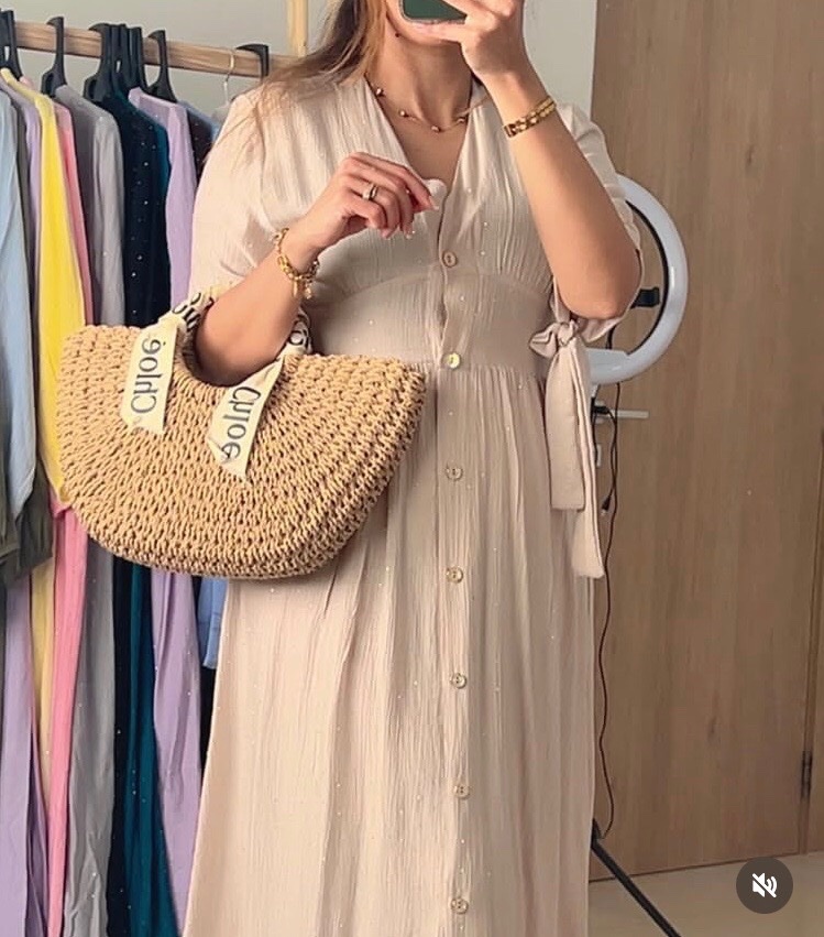 Robe nude 