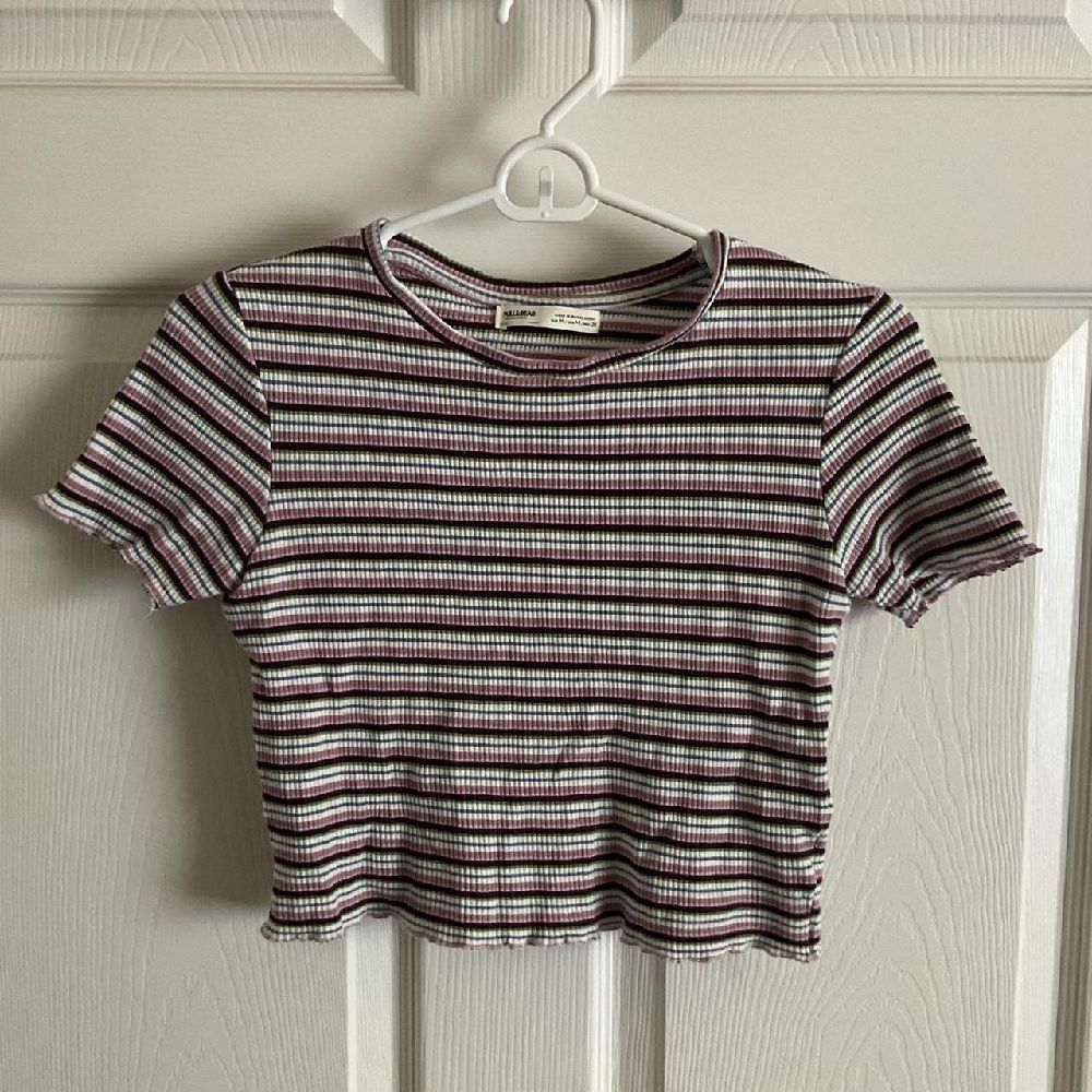 Pull ajustee de la marque pull and bear 