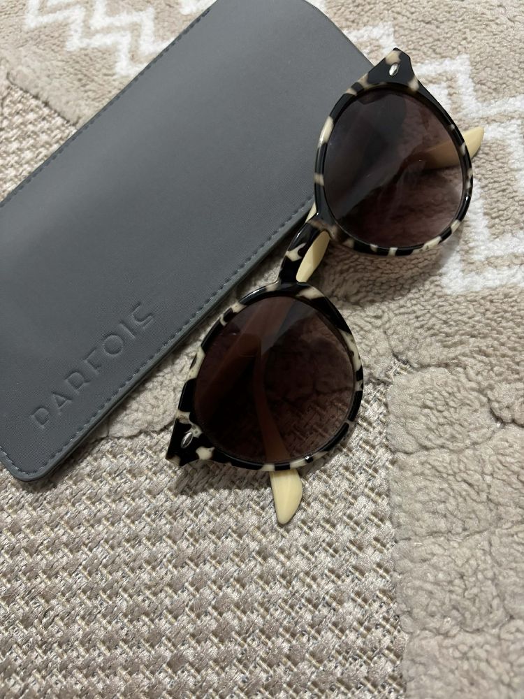Lunette parfois