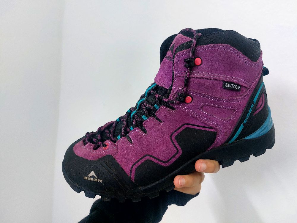 Chaussure camping femme