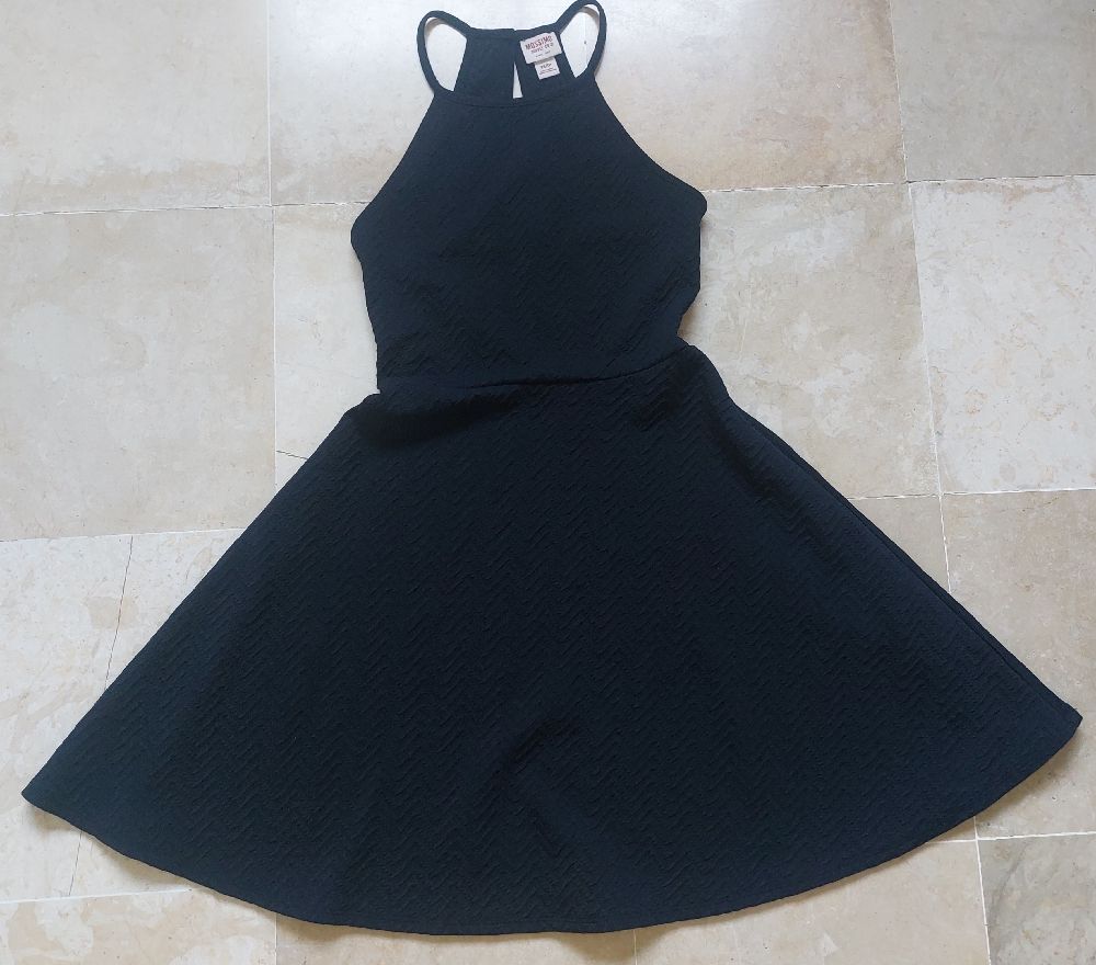 Petite robe noir courte