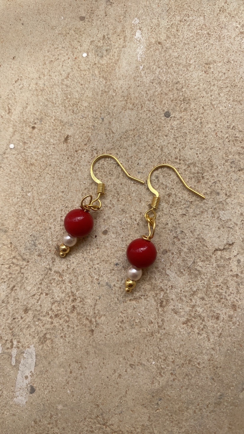 Boucles d'oreilles rouges