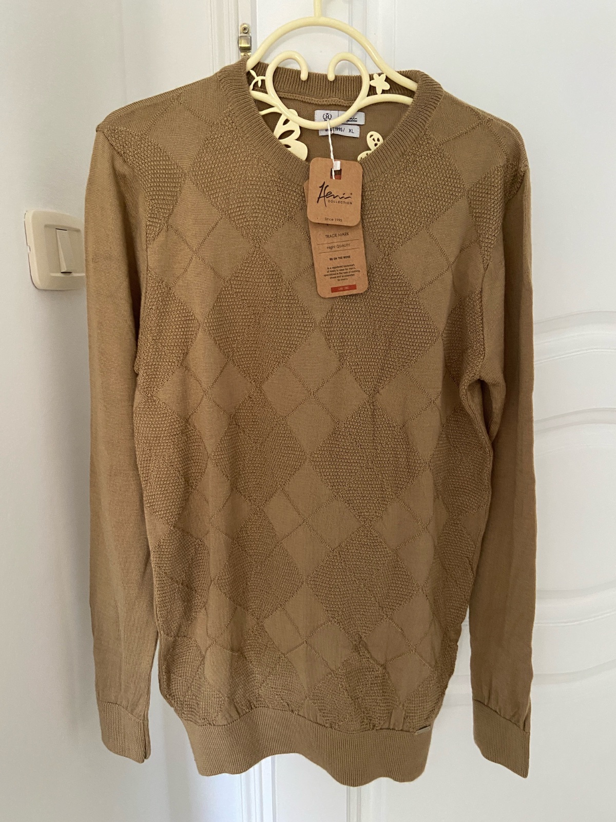 Pull heni collection 