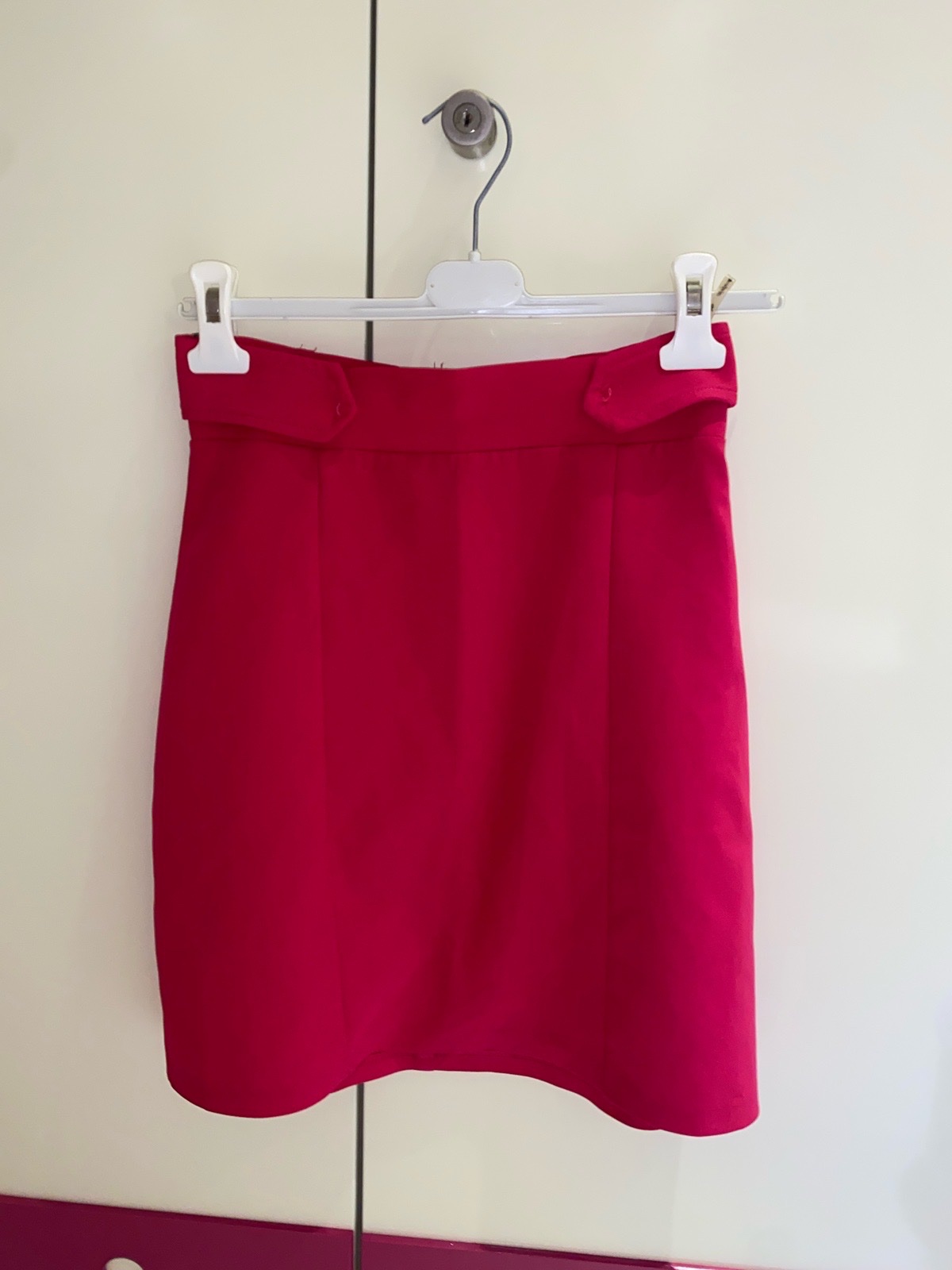 Mini jupe rose fucshia jamais portée
