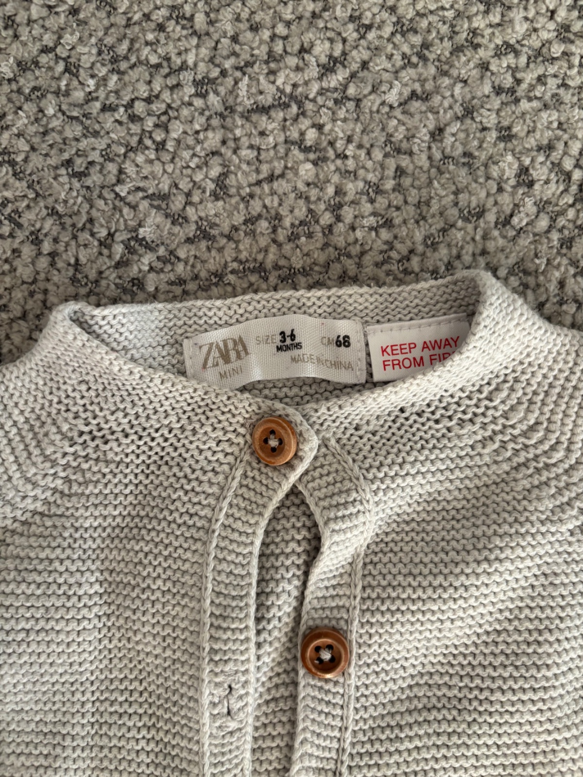 Gilet zara exellent etat 3-6mois 