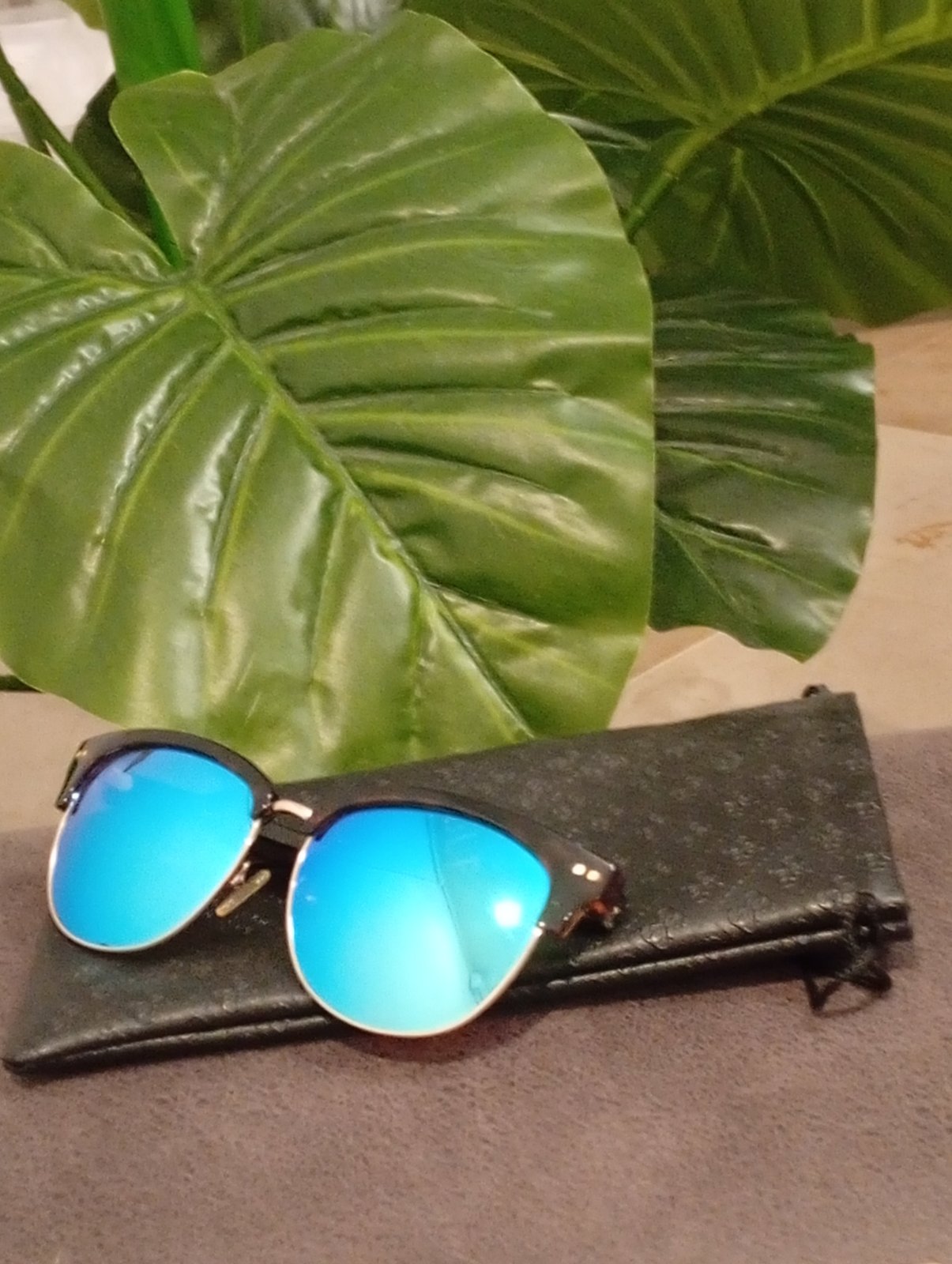 Lunette guess authentique 