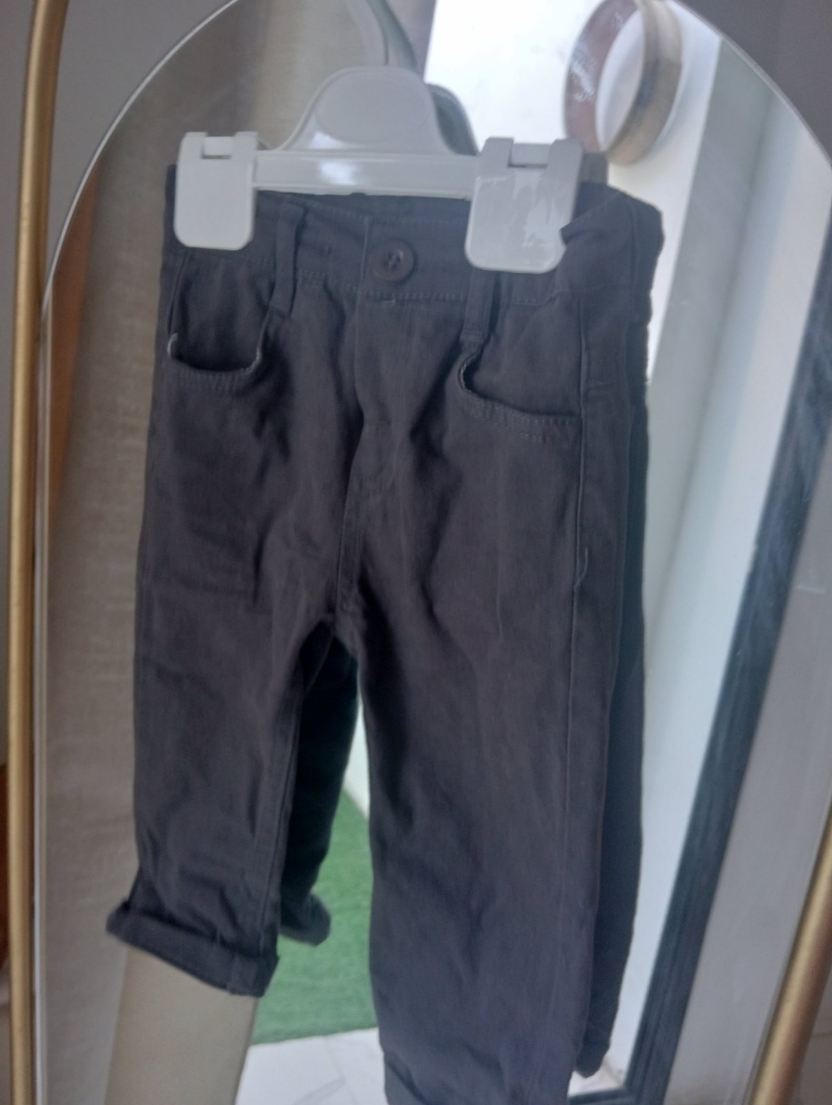 Pantalon en jean gris 12 mois