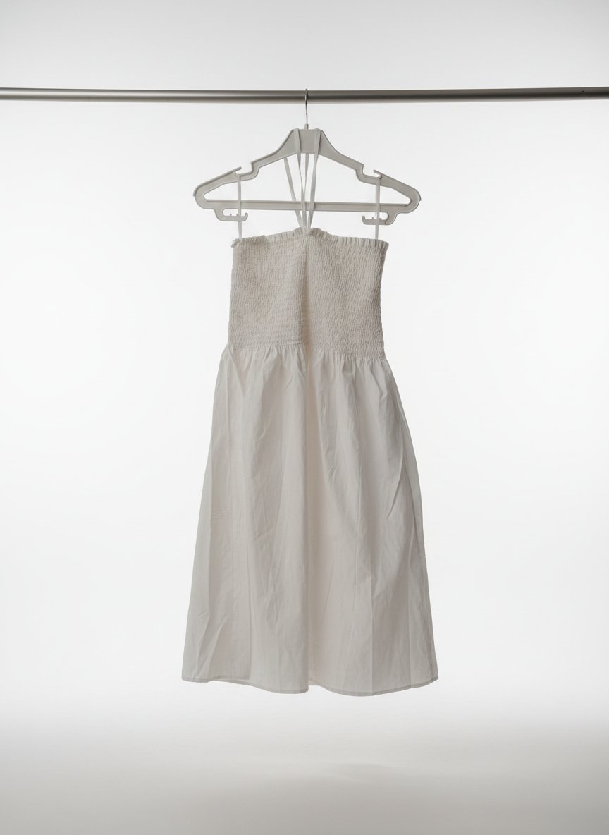 Robe blanc de la marque stradivarius 