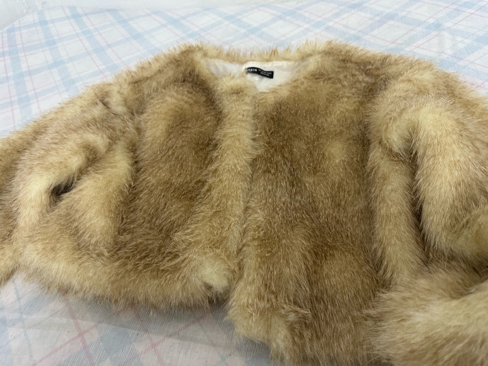 Fourrure beige