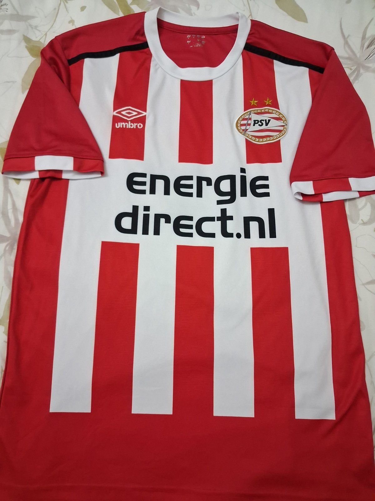 . Maillot PSV Eindhoven (Rouge/Blanc - Umbro / Energie Direct) 