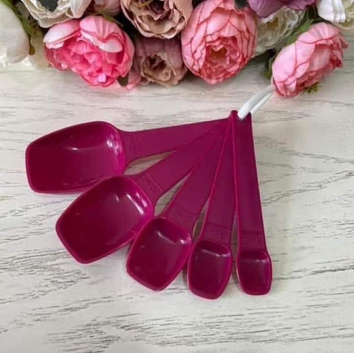 Set de 5 cuillères 🥄 + 1 verre