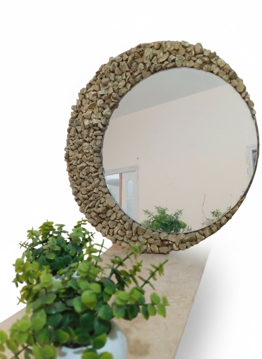 Miroir décoratif fait main - cadre pierres dorées