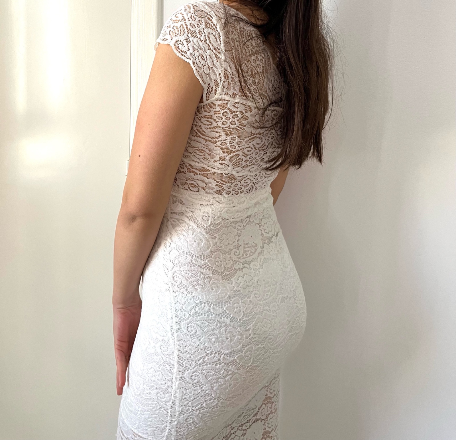 Robe blanche en dentelle