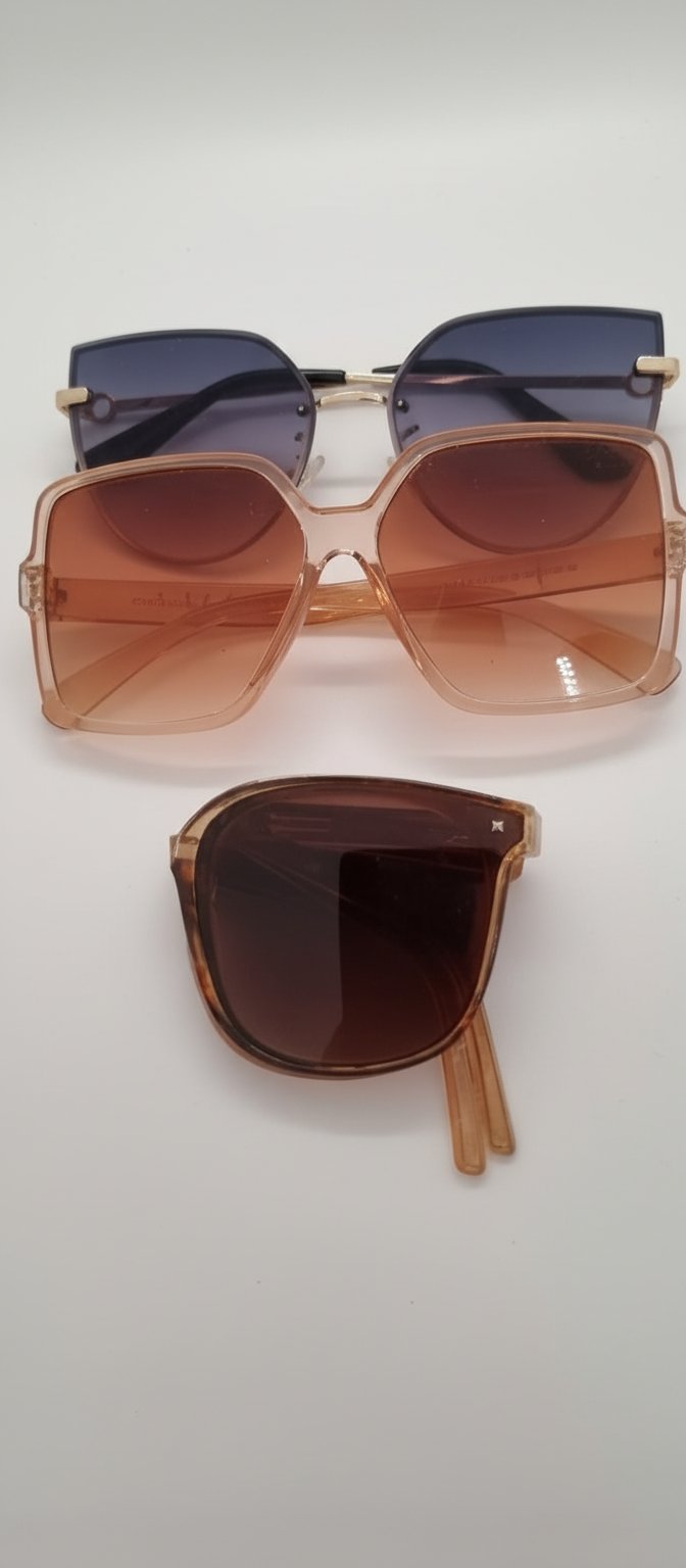 3 lunettes solaires 