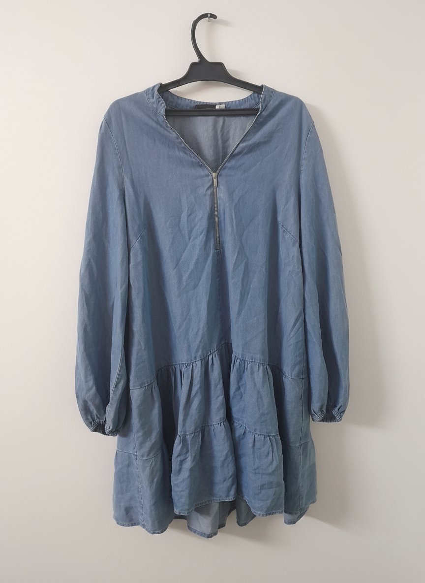 Robe en jean élégante, un incontournable pour un look chic et tendance. 💙✨