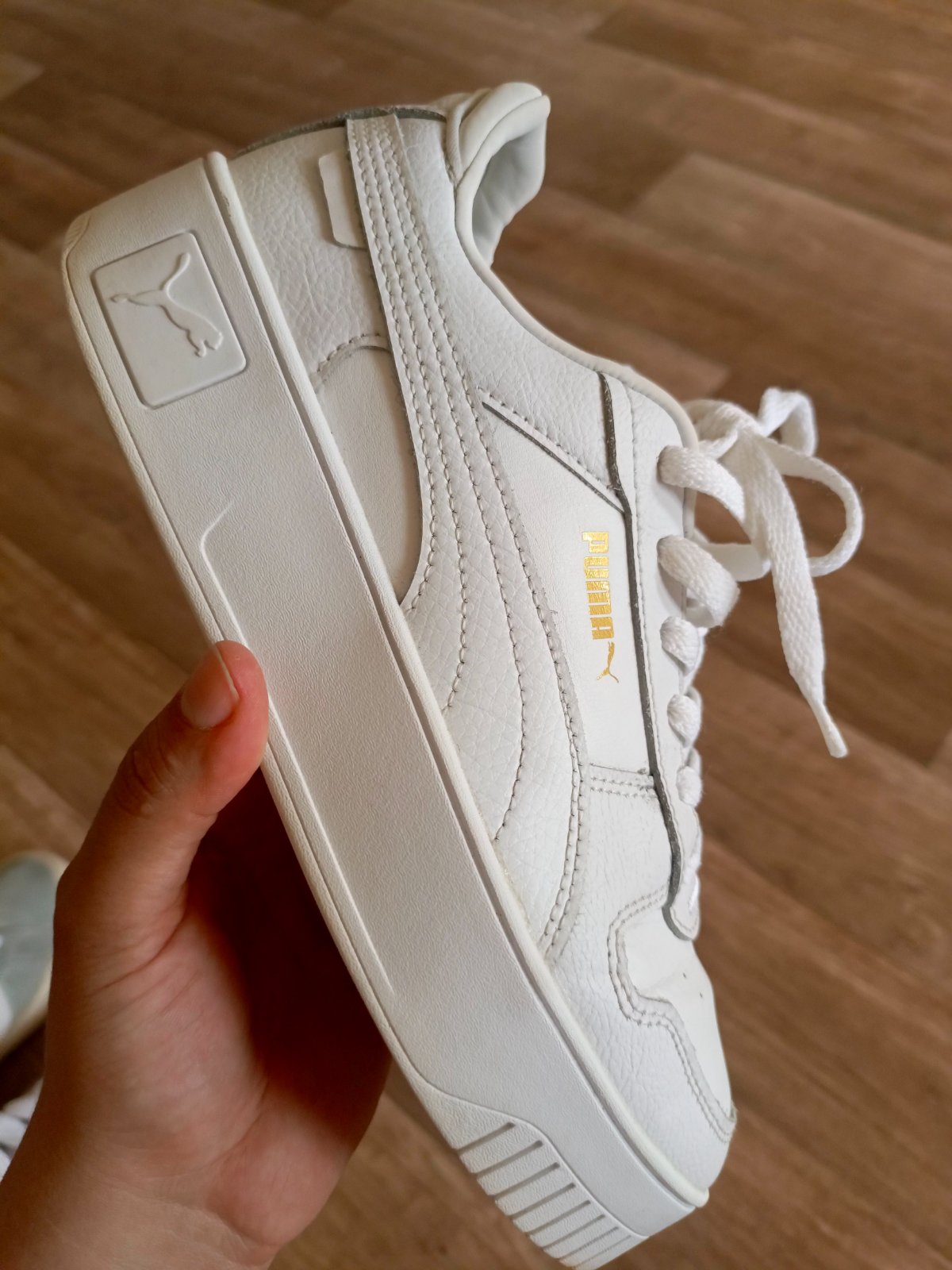 Baskets Puma très propres p 37.5