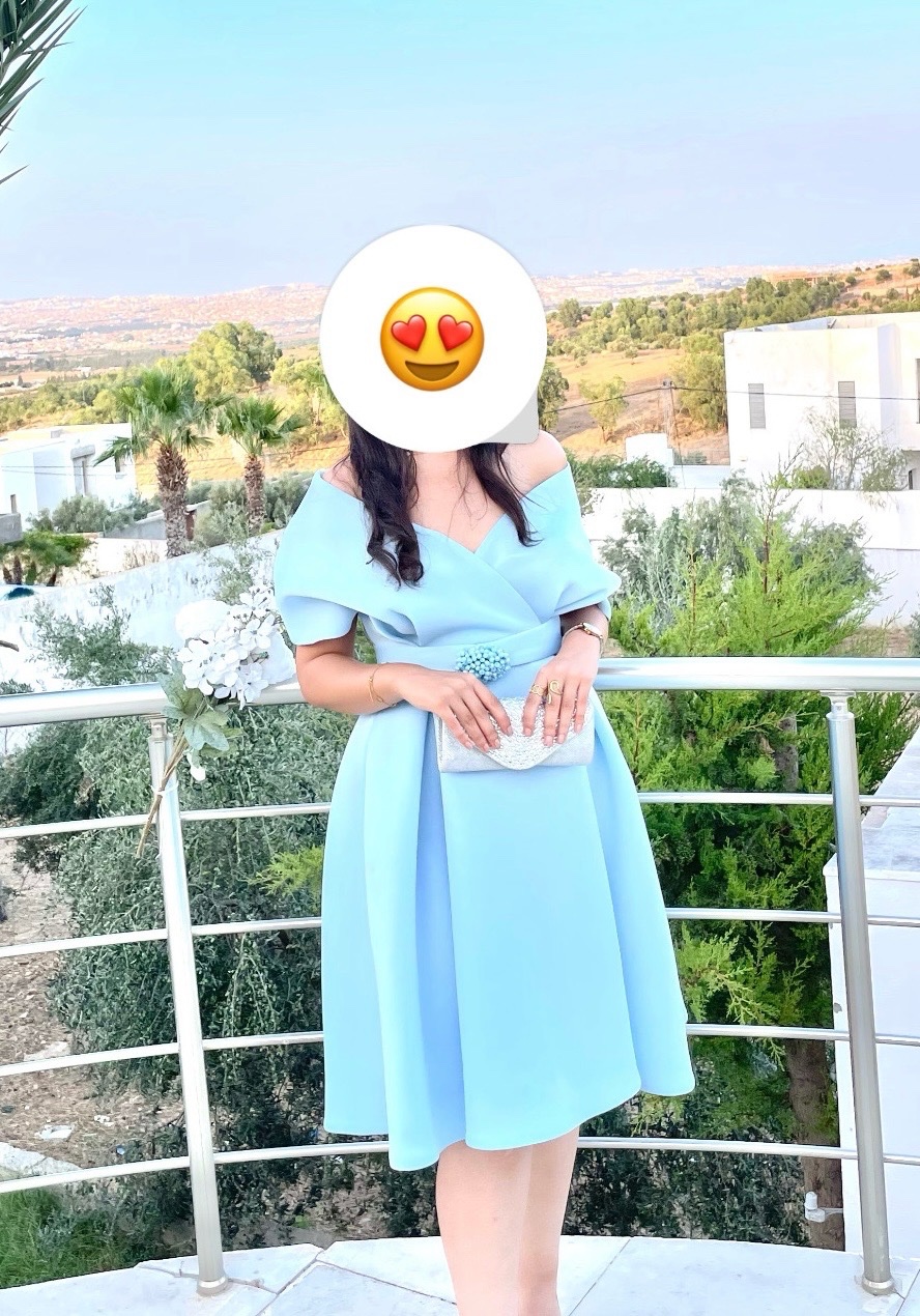Robe Bleu Élégante 