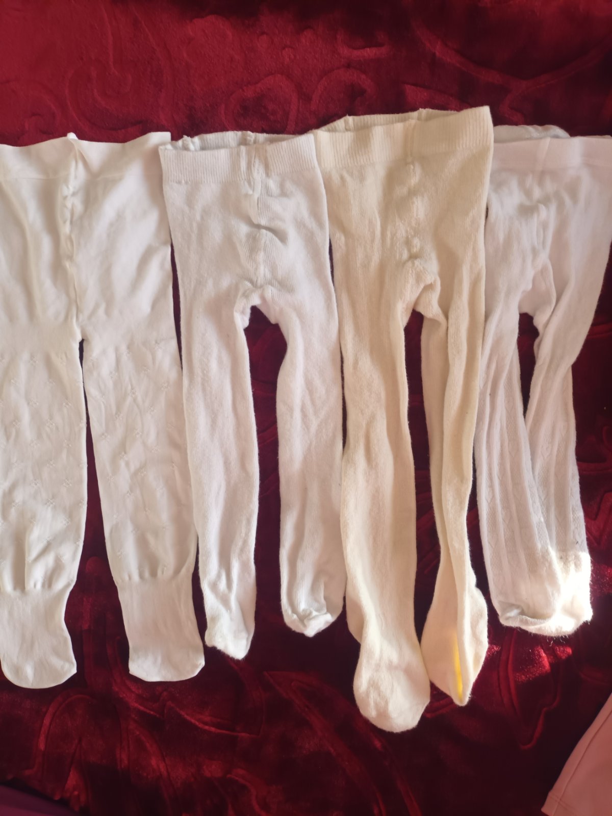 Lot 4 collents. Pour bébé 