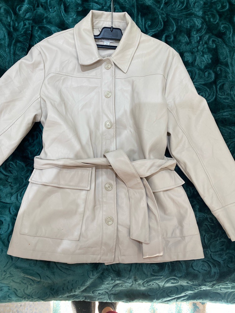 Leather cream jacket 