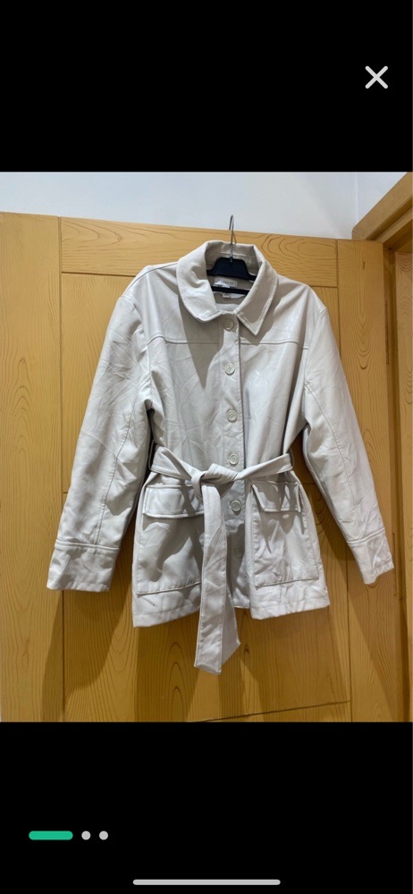 Leather cream jacket 