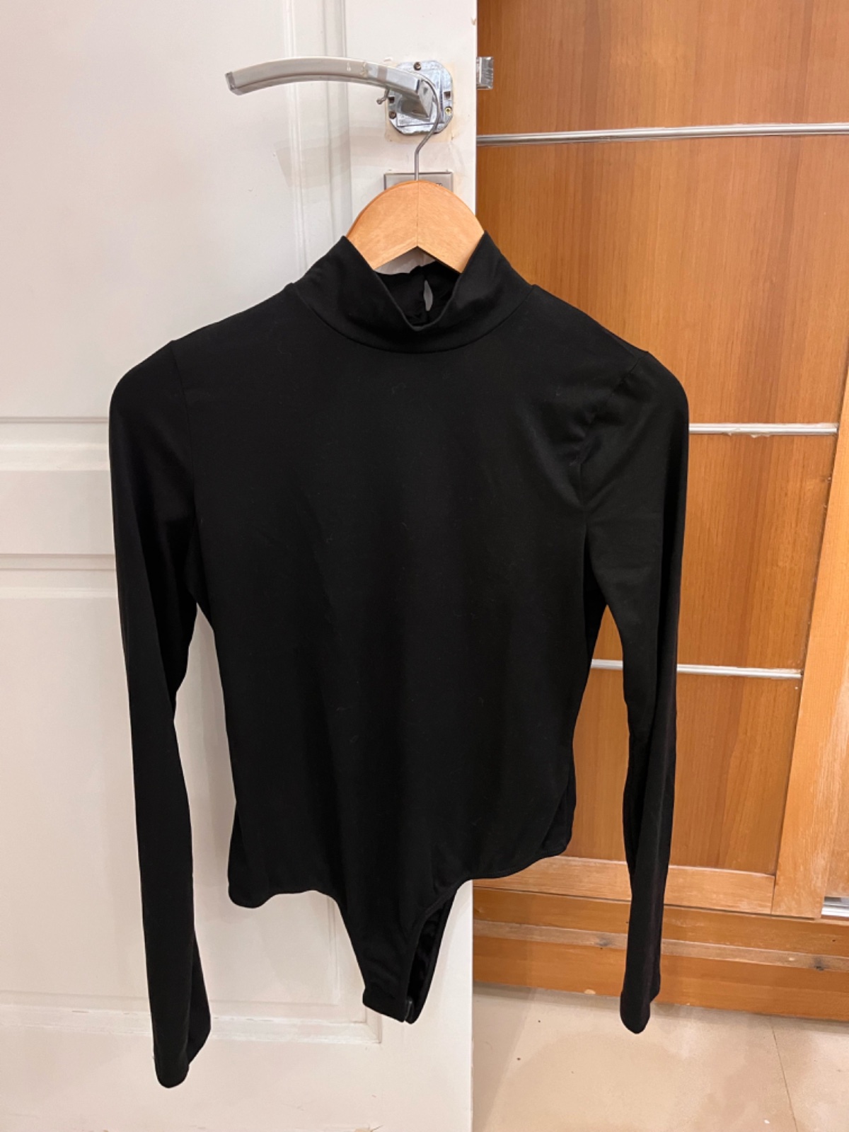 Pull noir 