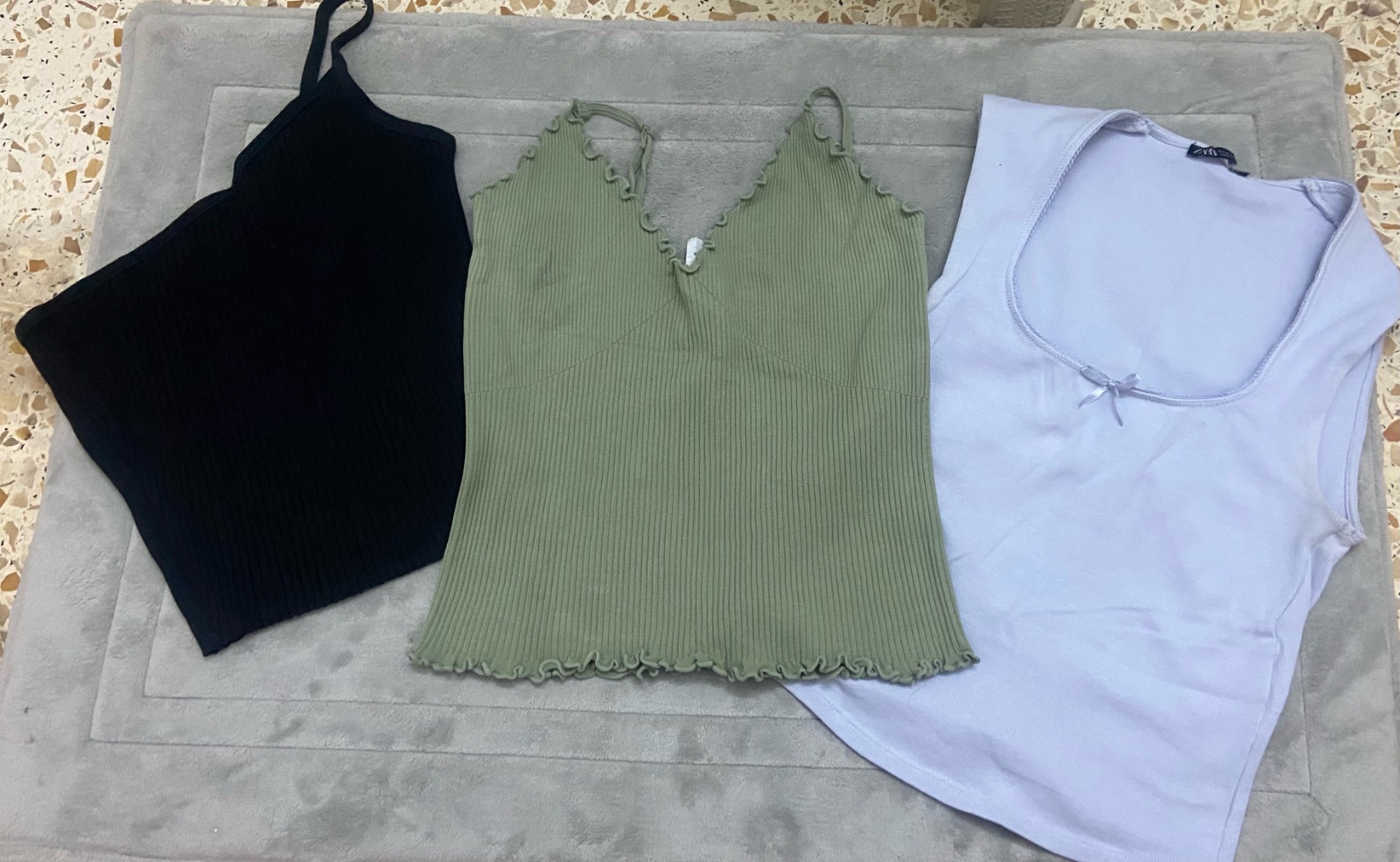 Lot de 3 tops zara ylabsou s et m 