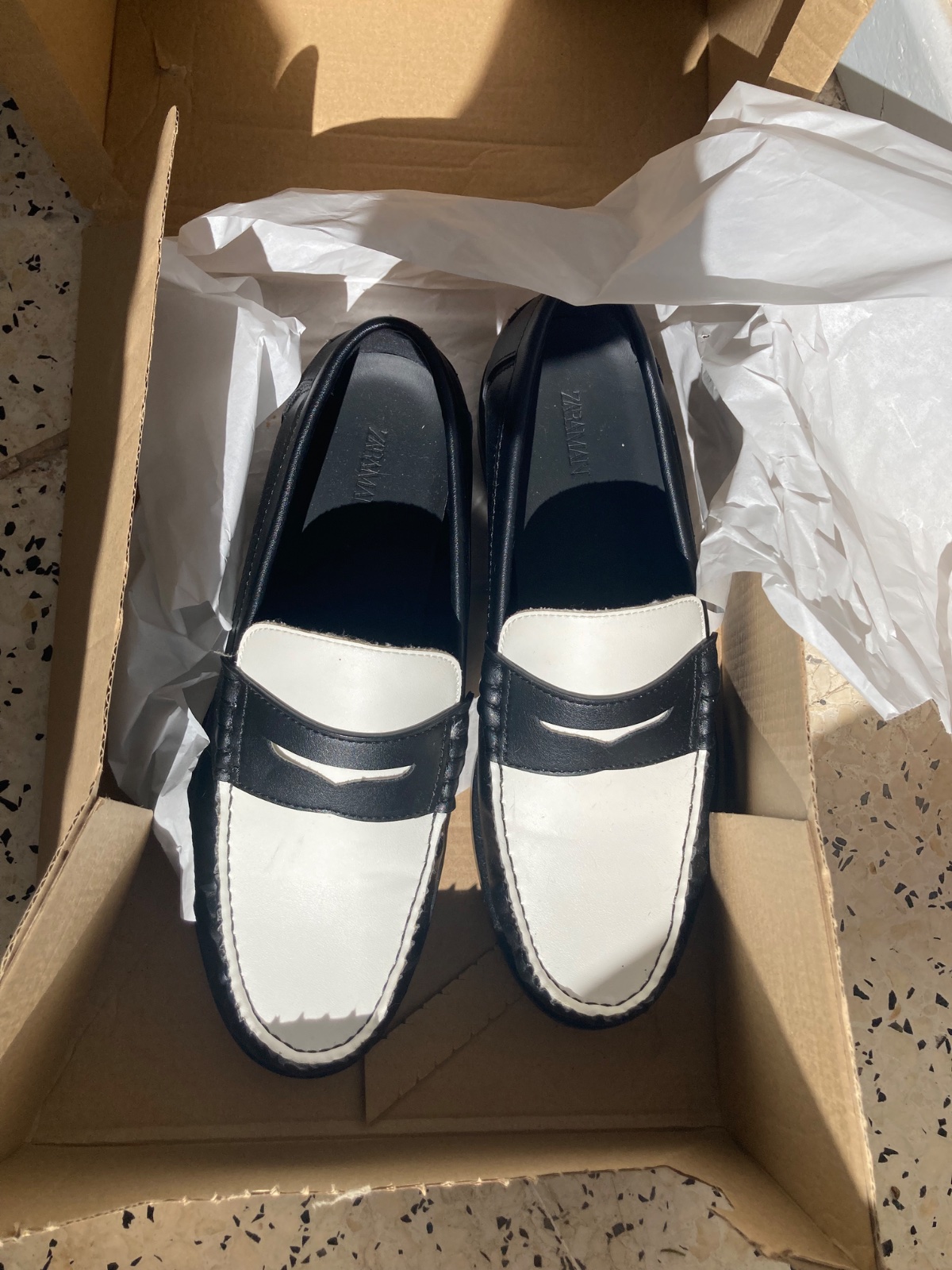 Two tone loafers 