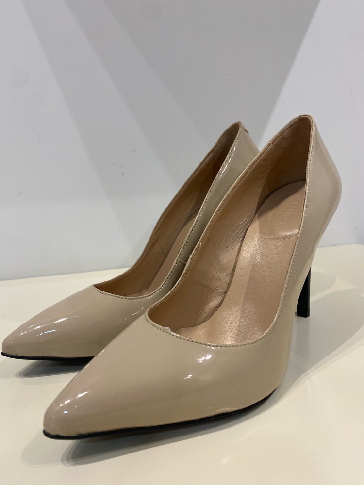 escarpin vernis beige taille 36