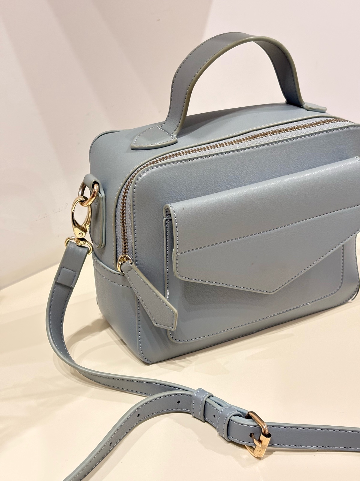 Sac à bandoulière bleu clair 🦋