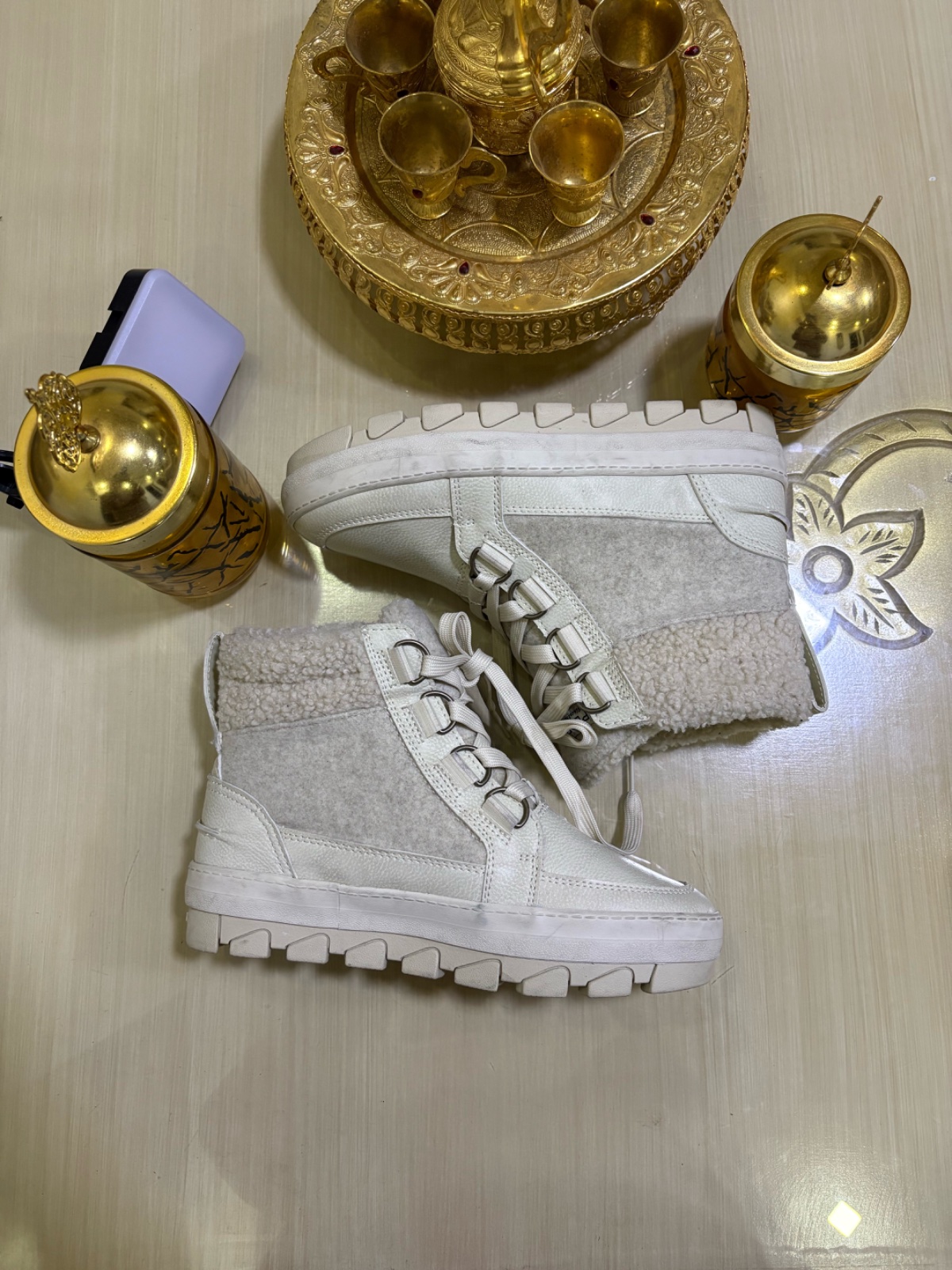 Bottines "Combat" en Daim Fourrées🤍