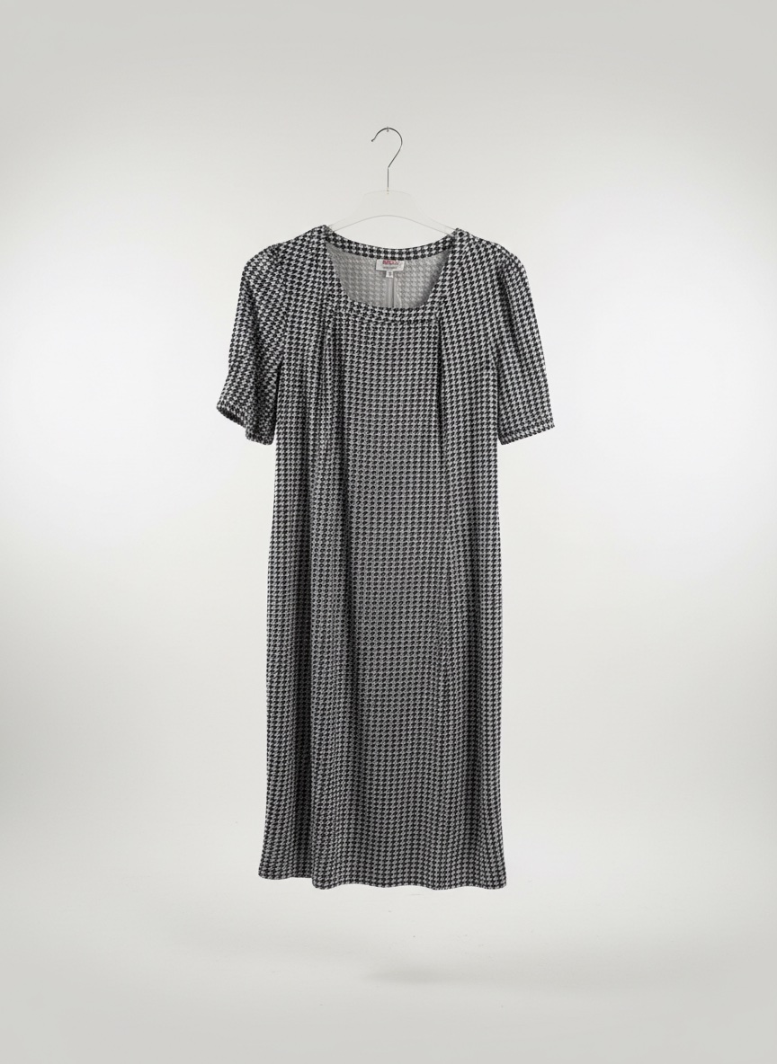 Robe noir et blanc