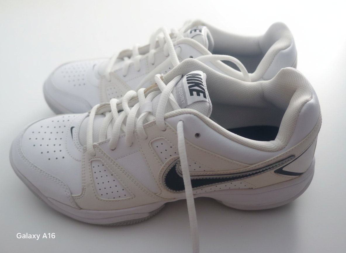 Nike Court Lite – Neuves (Jamais portées)