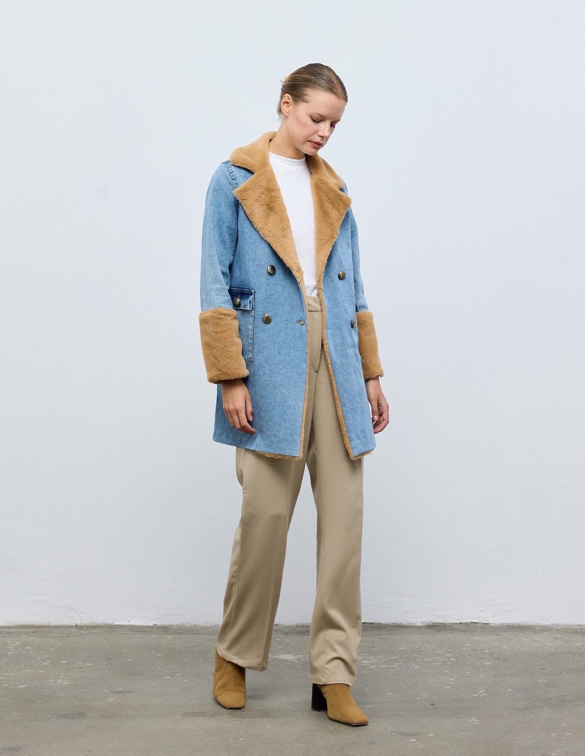 MANTEAU DENIM FOURRURE A NE PAS RATER 😍!!
