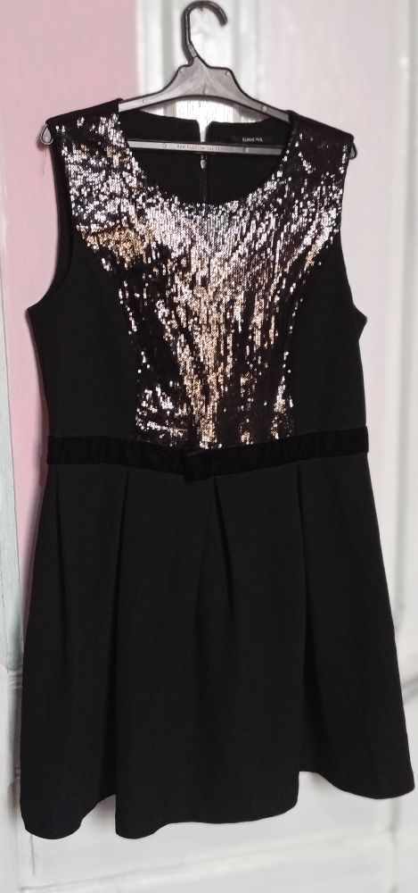 Robe soirée noire courte