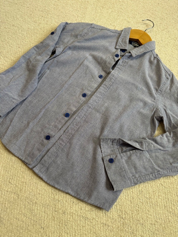 Chemise uni bleu clair