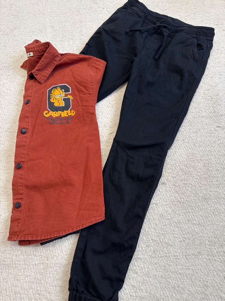 ensemble pantalon et surchemise
