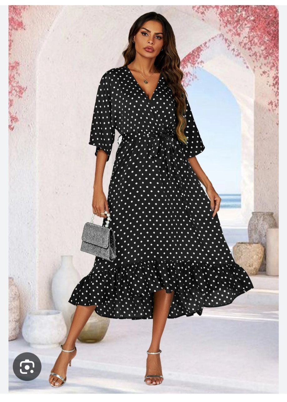 Très belle robe 👗tlabes 34 /36 38 fort