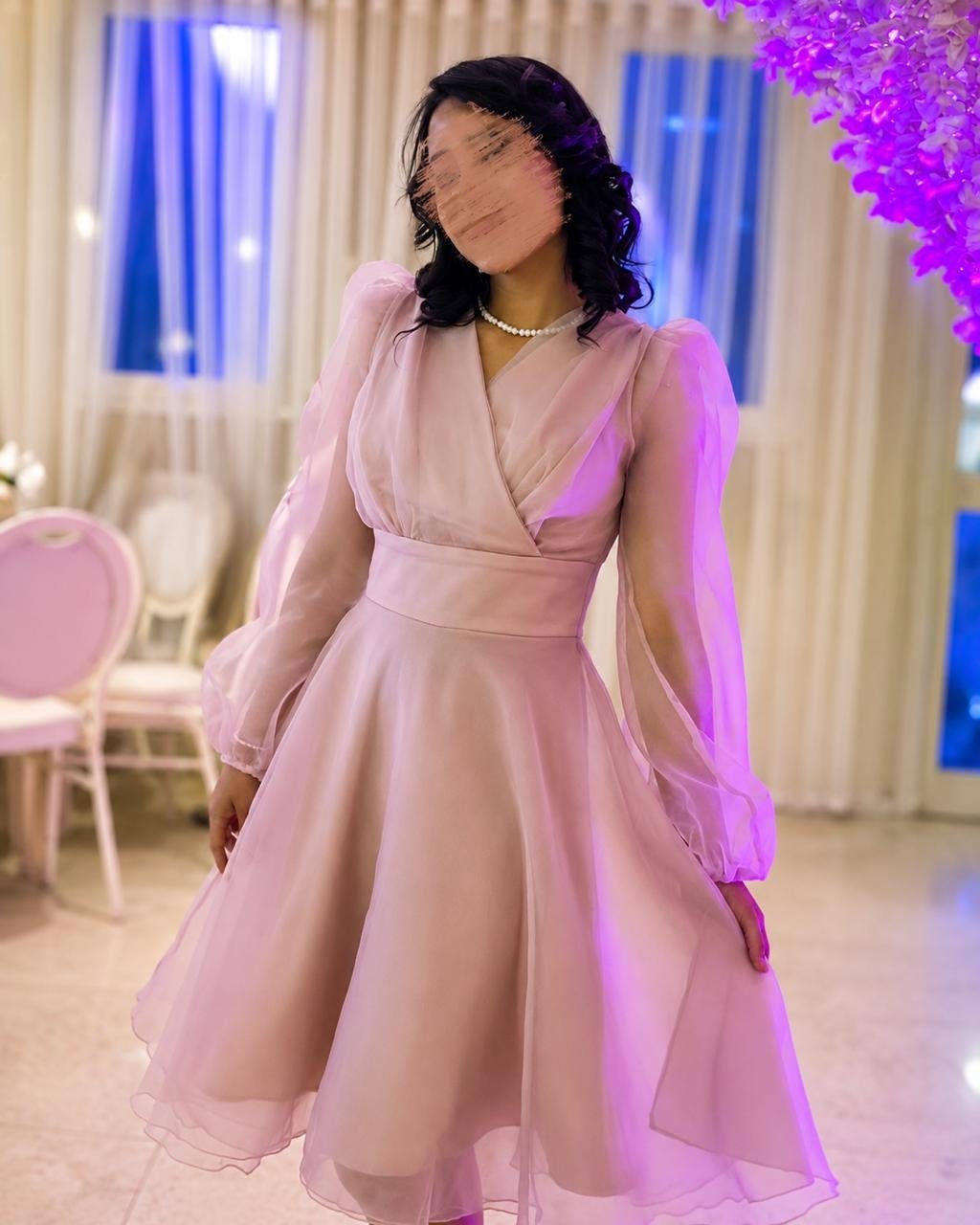  Robe de soirée rose poudré en organza – Taille S