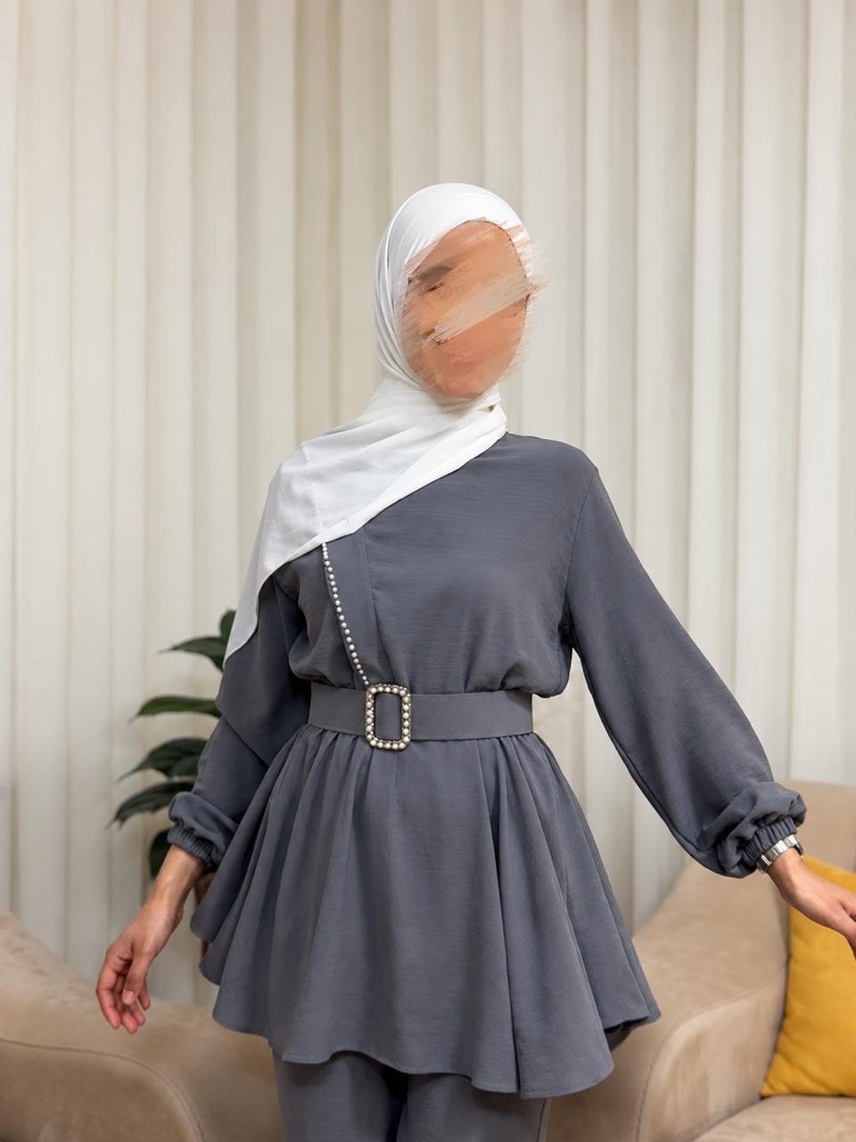 Ensemble chic gris importé de Turquie – Taille 36