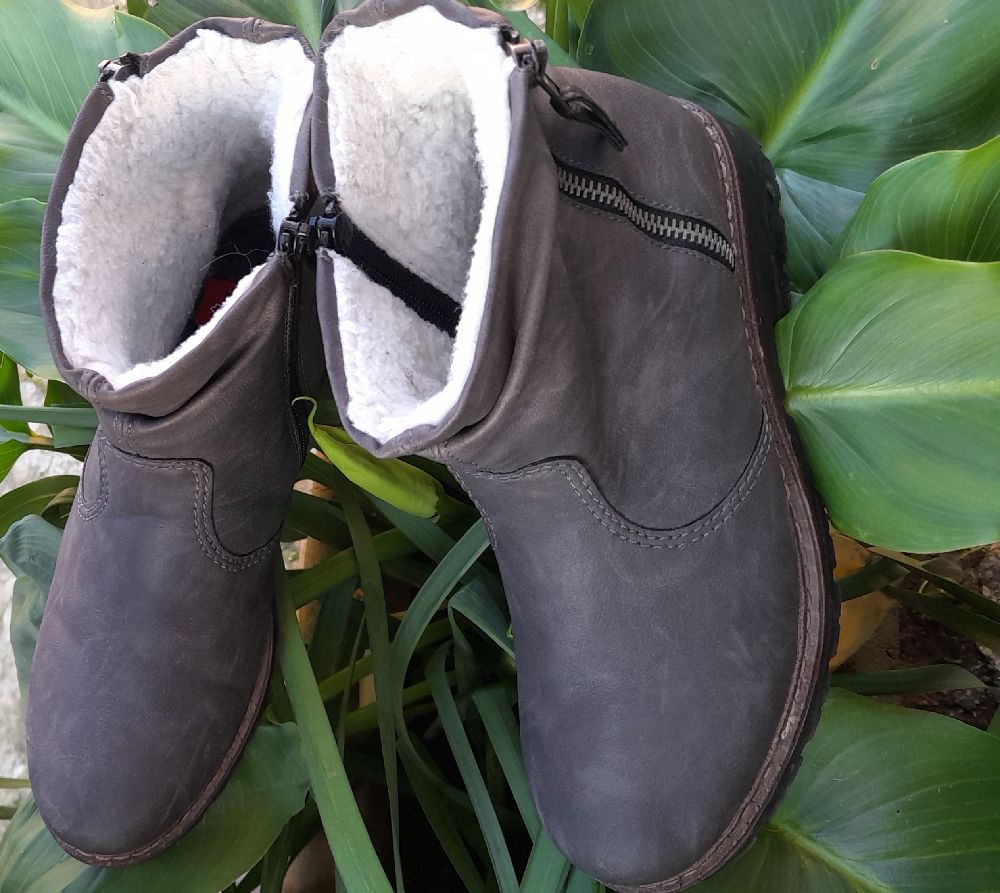 Bottes authentique importée marque rieker en promo🔥🔥🔥🔥🔥🔥mbaten + 20% lyoum remise min dabchy wlh yfata9 banoutet 🔥🔥 