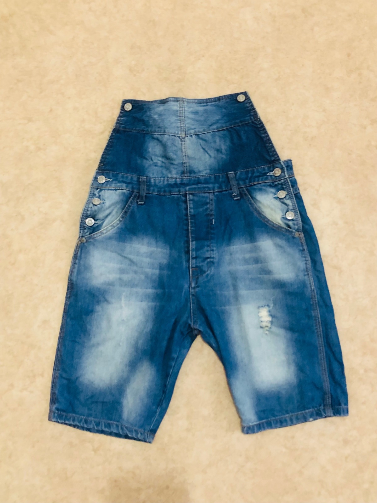Salopette en denim delavè