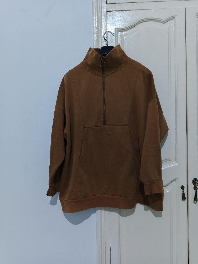 Cozy Brown Pullover with High Collar