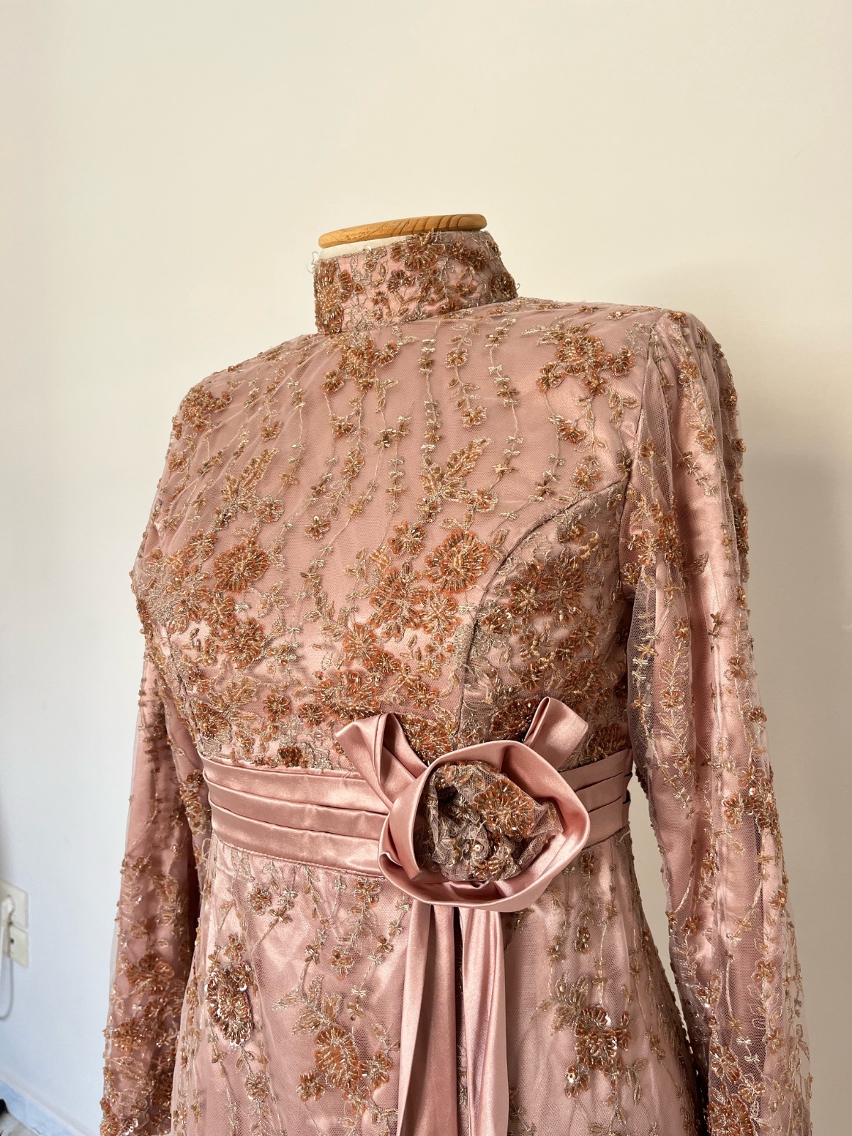 Robe soirée conçue sur mesure (haute coture)