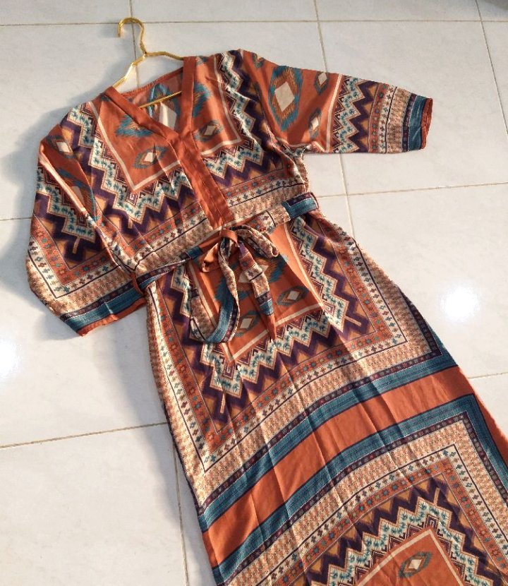 Robe longue à motifs géométriques 