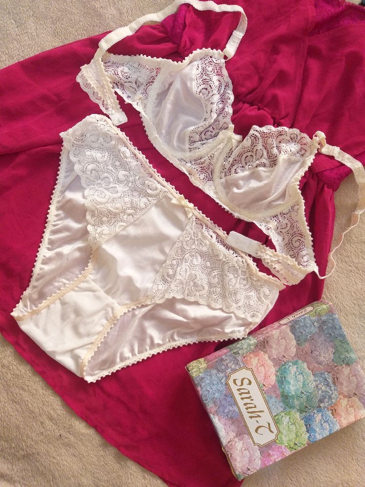 deux pièces blanches 
