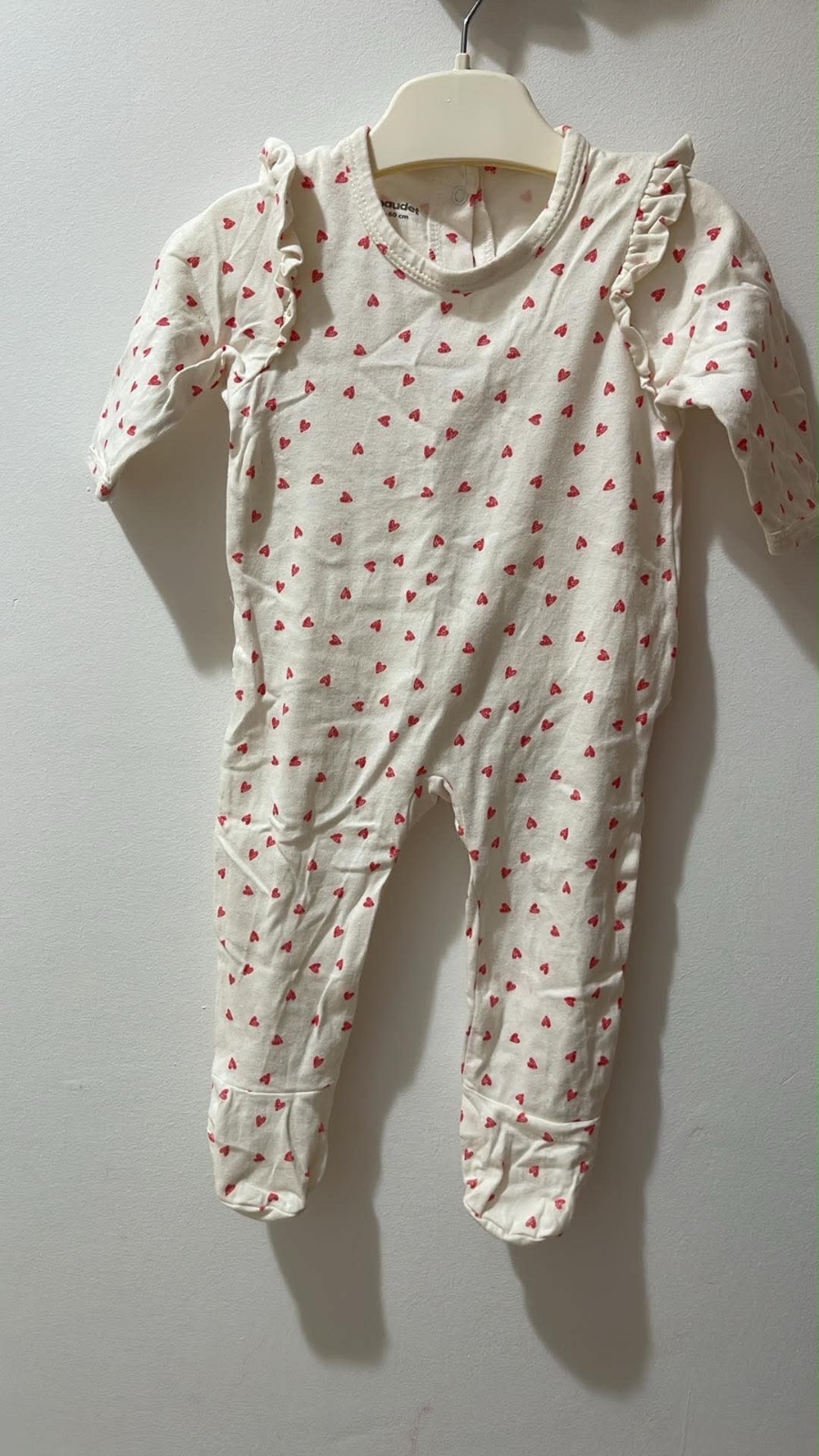 Grenouillère bébé fille cœur