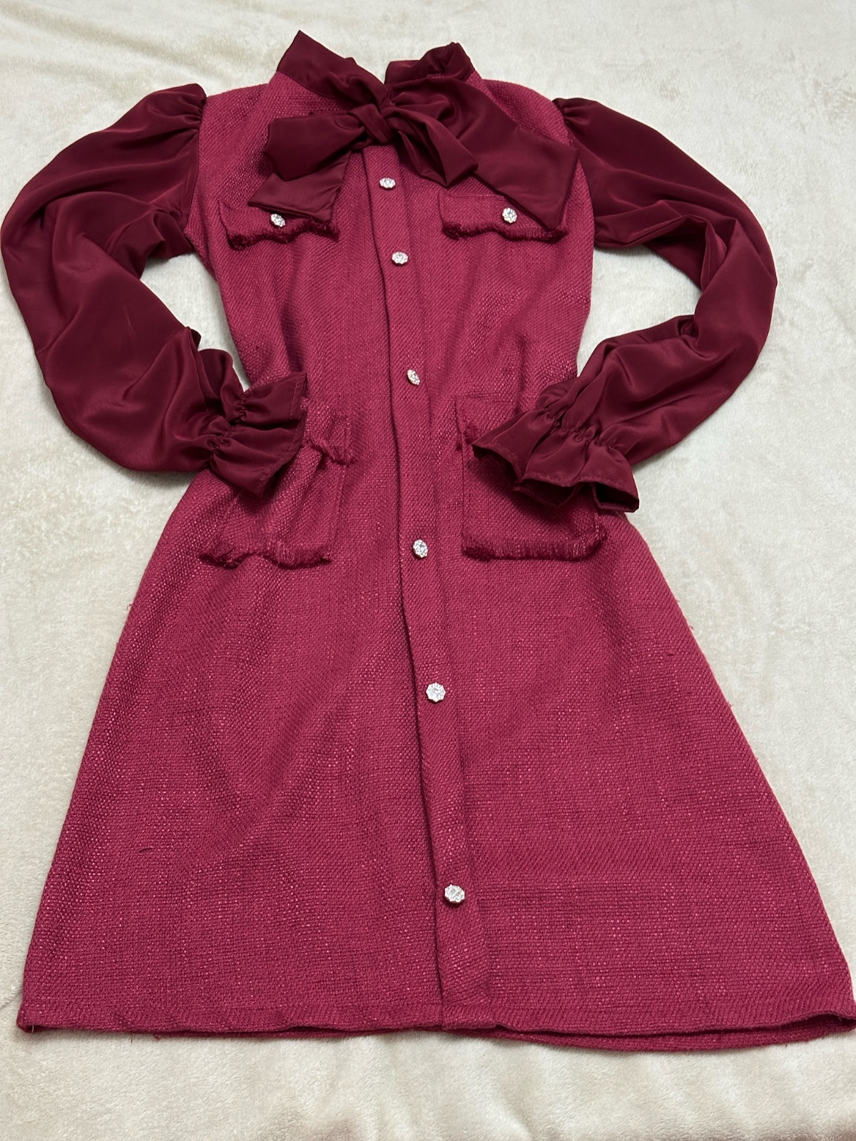 Robe rouge bordeaux
